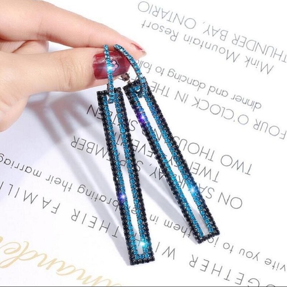 🌺exaggerated rectangular shape long blue earrings - Picture 3 of 6